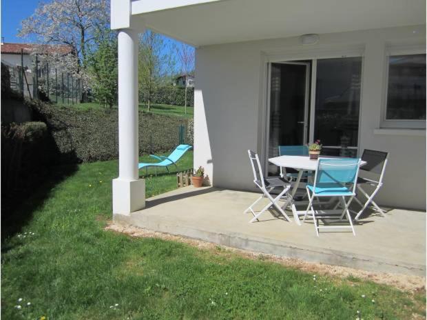 Superbe Appart Avec Jardin Et Piscine Cambo-les-Bains Kültér fotó
